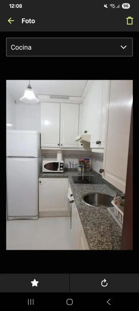Pis en venda a Marcelino Fernández, 9, Centro - Casco Histórico Cuina de Pis en venda en Oviedo amb Parquet, Moblat i Balcó