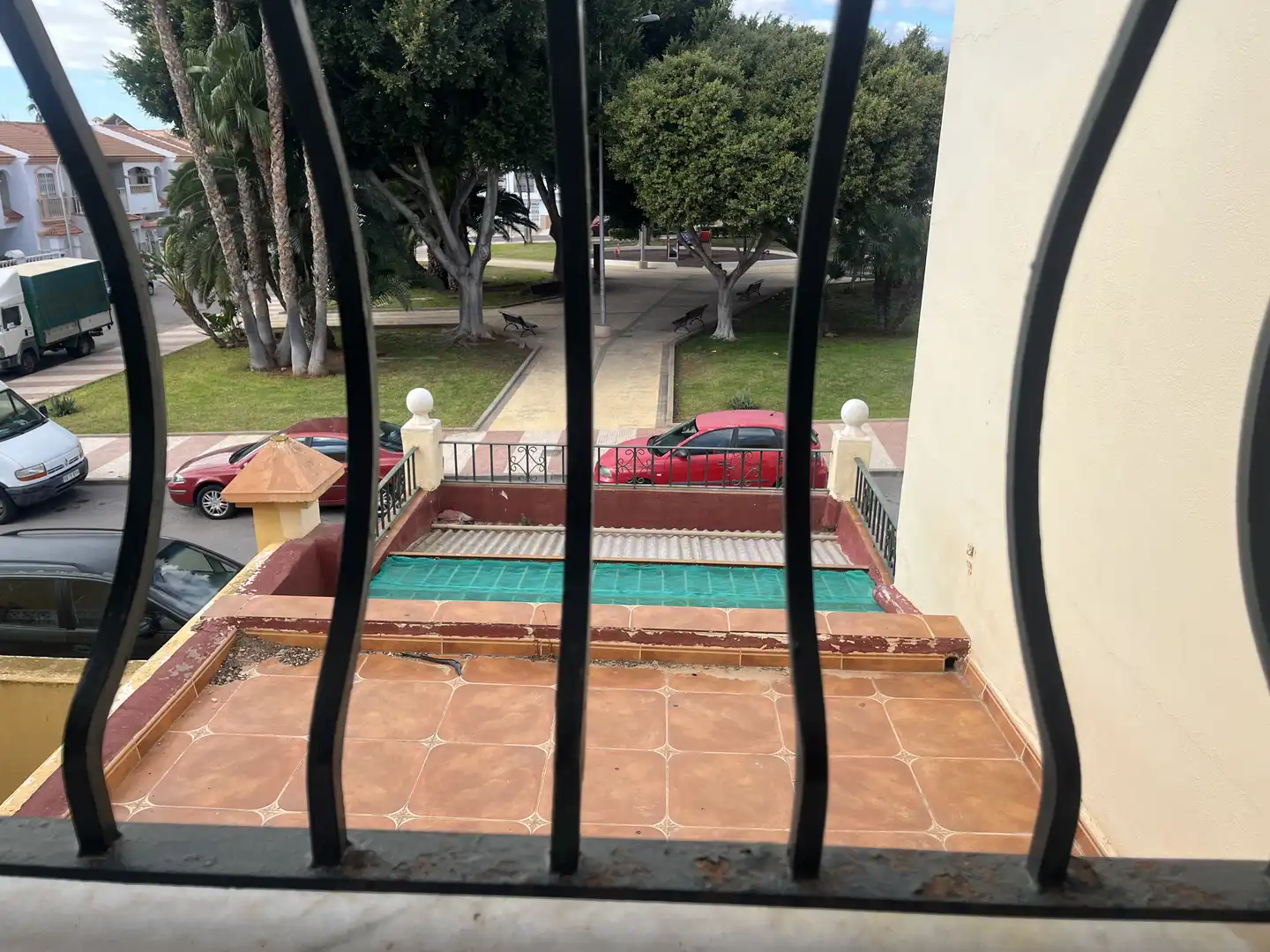 Dúplex en venta en Calle Sierra de los Filabres, 13, El Parador de las Hortichuelas Terraza de Dúplex en venta en Roquetas de Mar con Jardín privado, Terraza y Balcón