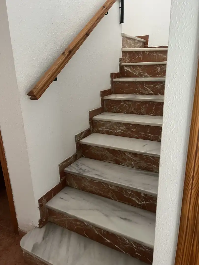 Dúplex en venta en Calle Sierra de los Filabres, 13, El Parador de las Hortichuelas Dúplex en venta en Roquetas de Mar con Jardín privado, Terraza y Balcón