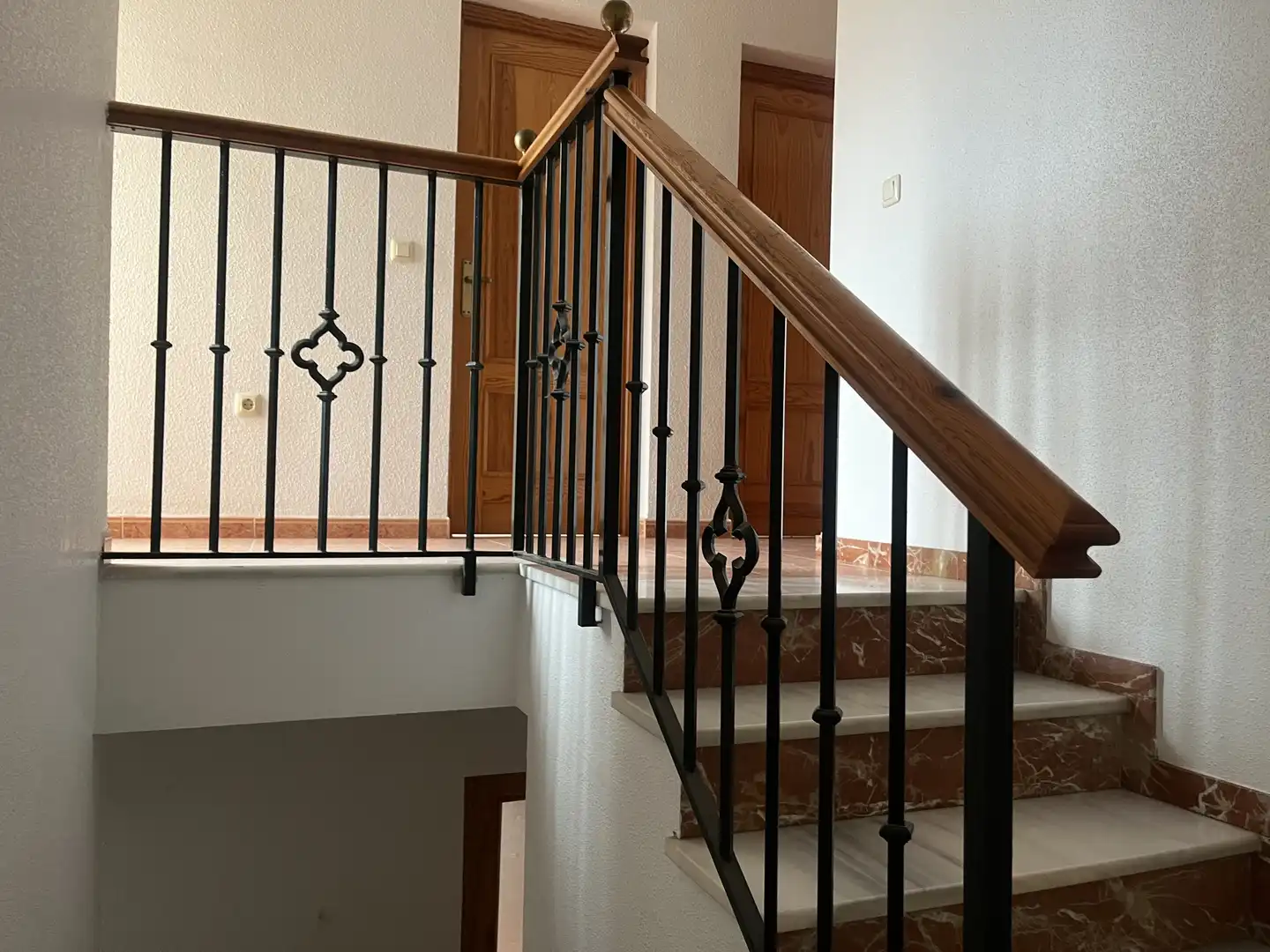 Dúplex en venta en Calle Sierra de los Filabres, 13, El Parador de las Hortichuelas Dúplex en venta en Roquetas de Mar con Jardín privado, Terraza y Balcón