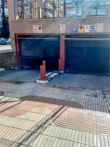 Garaje en Alquiler en Valderas - Los Castillos