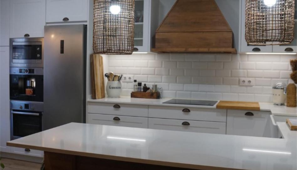 Casa adosada en venta en Carrer D'anna Tugas, 56, Montigalà, Barcelona - imagen 1 Foto 1 de Casa adosada en venta en Carrer D'anna Tugas, 56, Montigalà, Barcelona