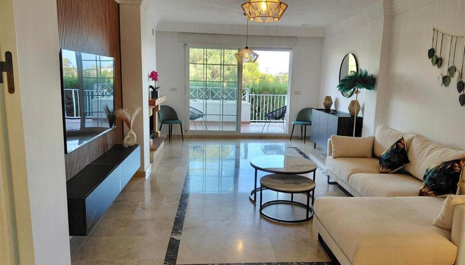 Foto 1 de Pis de lloguer a Avenida de la Alcudia, 7, Río Real, Málaga