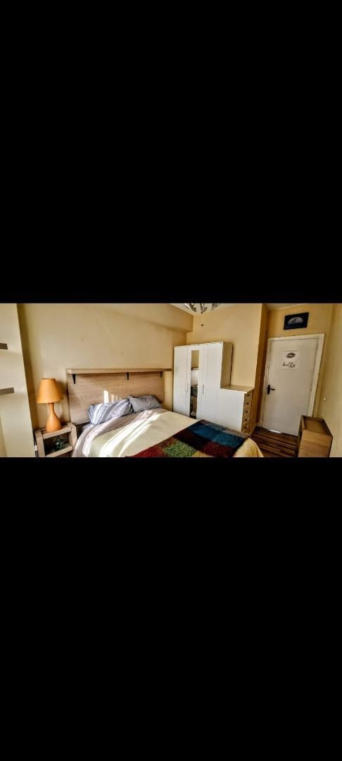 Bedroom of Flat to share in Getxo   with Heating, Parquet flooring and Furnished