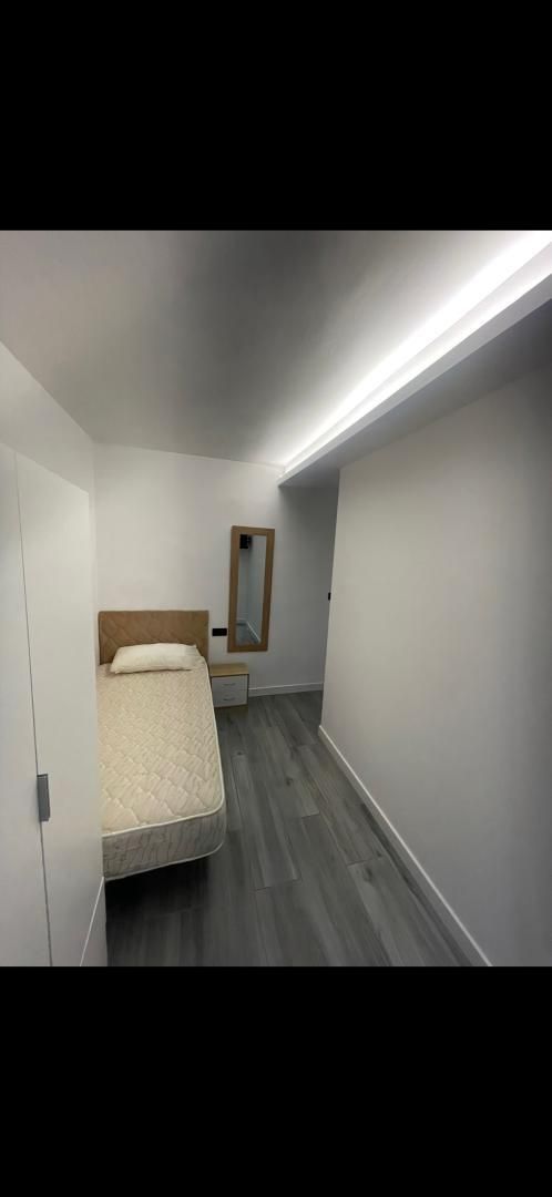 Flat to share in Calle Pilar García Romanillos, 29, Cartuja Bedroom of Flat to share in Granada Capital with Heating, Private garden and Furnished