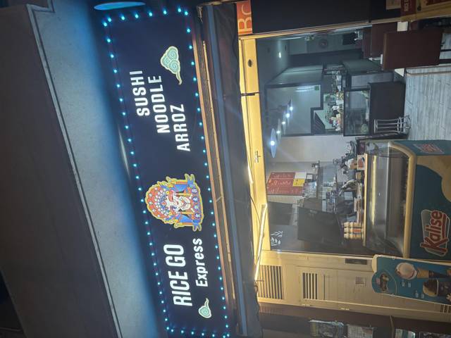 Local comercial en Alquiler en Bulevar Chajofe, 2 en Los Cristianos