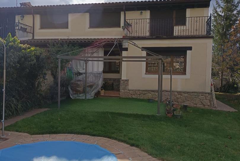 Photo 1 of House or chalet for sale in Urbanizacion Parque Robledo, 1d, Palazuelos de Eresma, Segovia