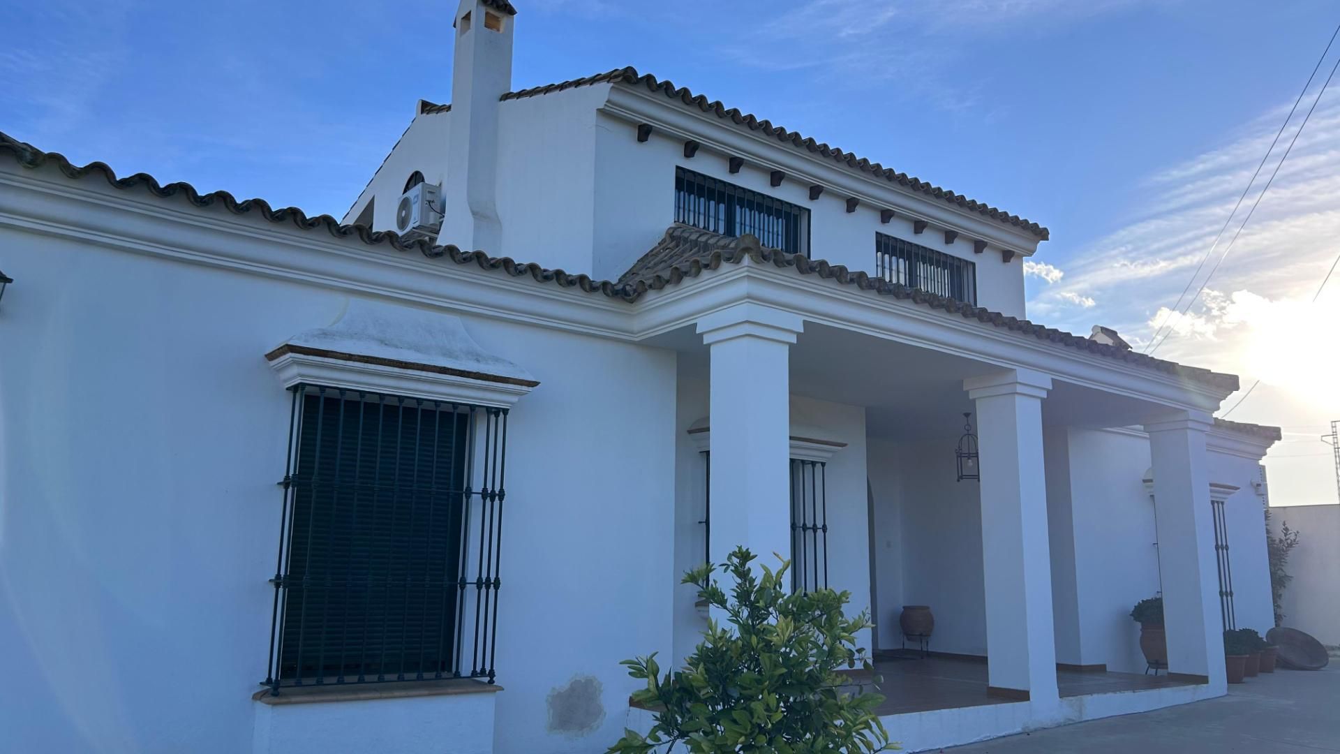 Exterior view of House or chalet for sale in Castilleja del Campo  with Air Conditioner