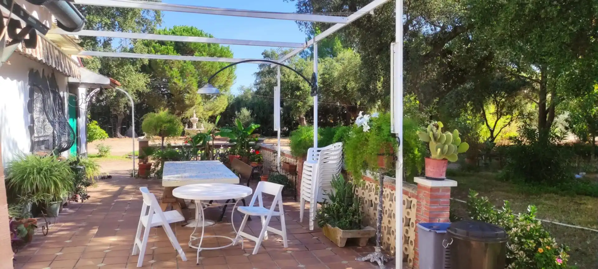 Casa o xalet en venda a Diseminado el Manantio 2, 9, Las Vaguadas Terrassa de Casa o xalet en venda en Badajoz Capital amb Terrassa i Piscina