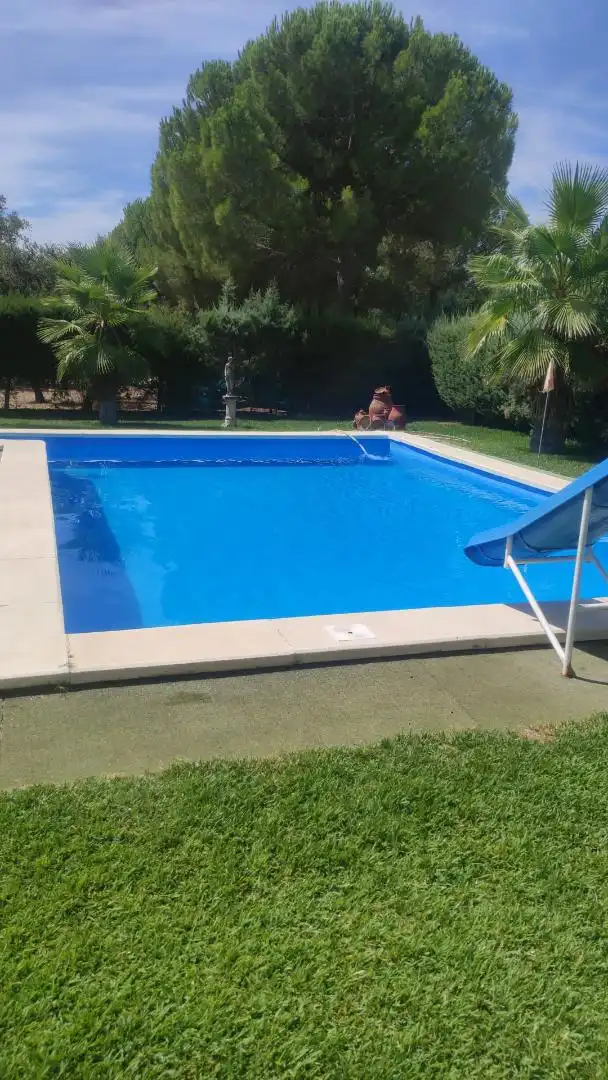 Casa o xalet en venda a Diseminado el Manantio 2, 9, Las Vaguadas Piscina de Casa o xalet en venda en Badajoz Capital amb Terrassa i Piscina
