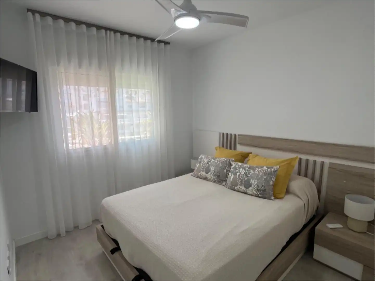 Piso en venta en Calle Babor, 8, Zona Centro Comercial Torrequebrada Piso en venta en Calle Babor, 8, Zona Centro Comercial Torrequebrada