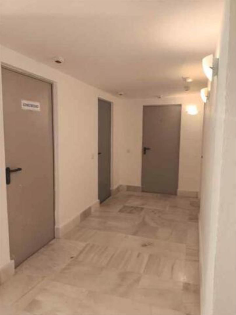 Box room to rent in Casares