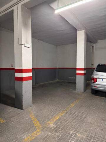 Garaje en Alquiler en Pacífico