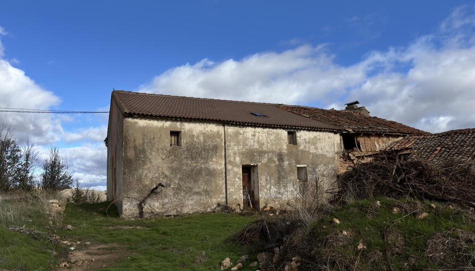 Single-family semi-detached for sale in Velamazán, Soria - image 1 Photo 1 of Single-family semi-detached for sale in Velamazán, Soria