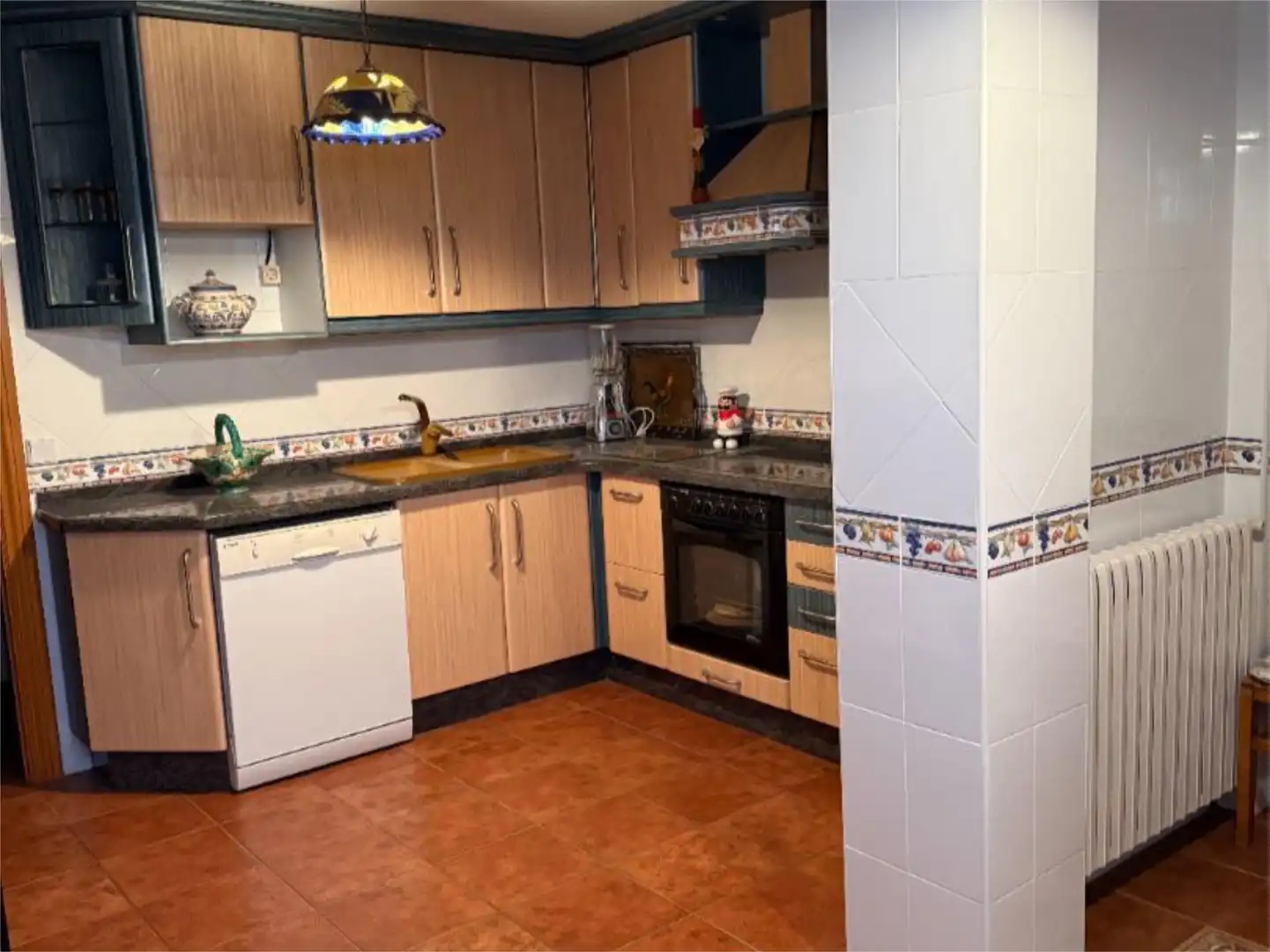 Houses for sale in Avenida Albacete, 1, Pedanías - Extrarradio Kitchen of Houses for sale in Albacete with Heating, Private garden and Terrace