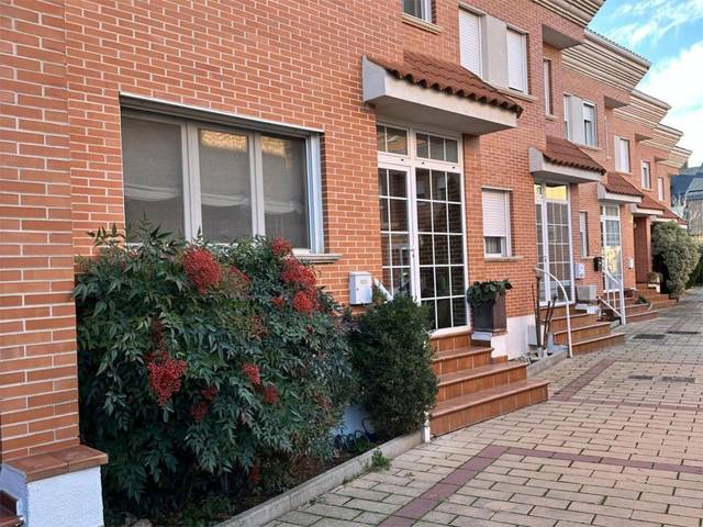 Casa-chalet en Venta en Calle Ignacio Serrano, 73 en Covaresa