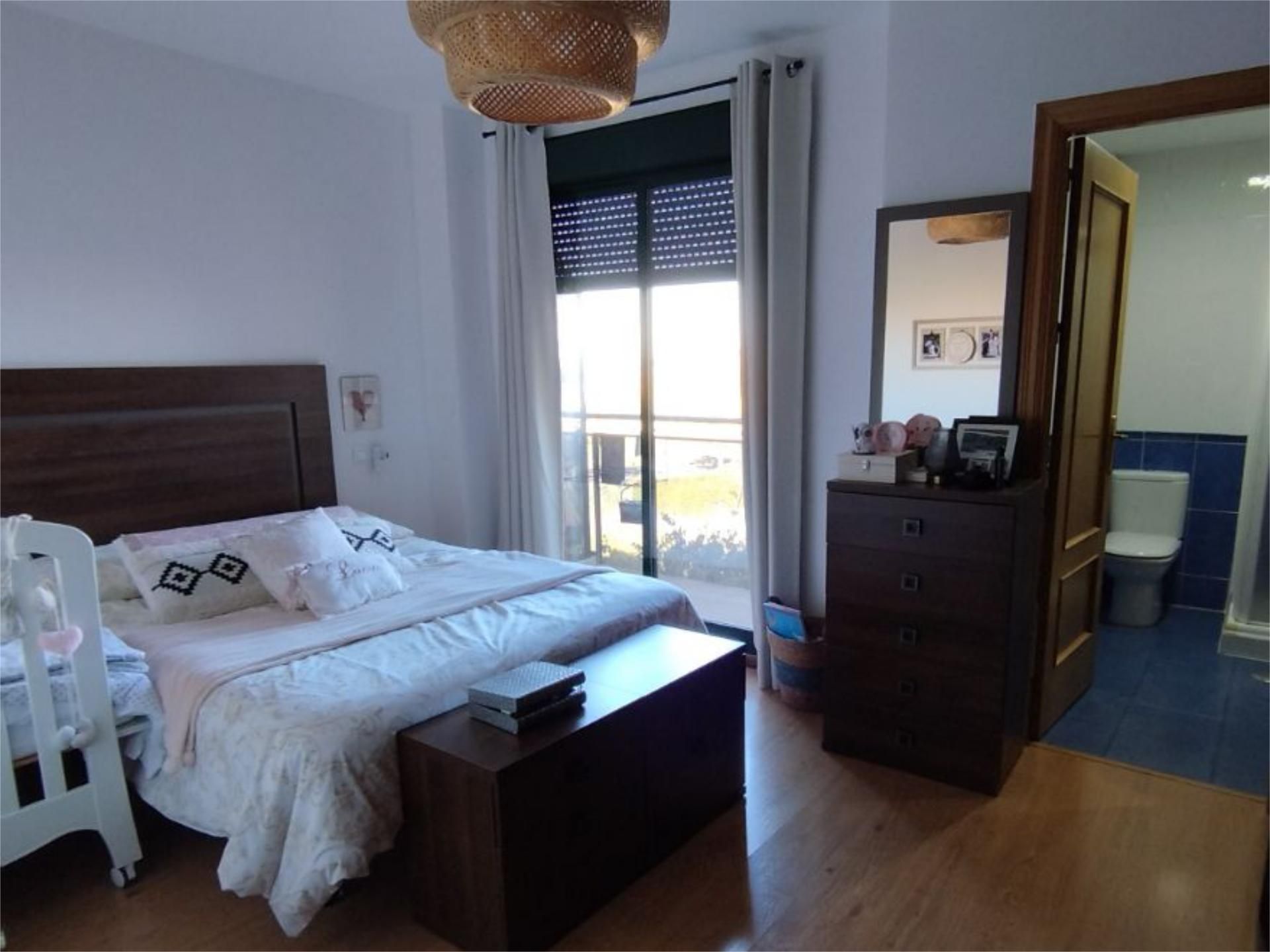 Bedroom of Flat for sale in Argamasilla de Calatrava  with Air Conditioner, Heating and Parquet flooring