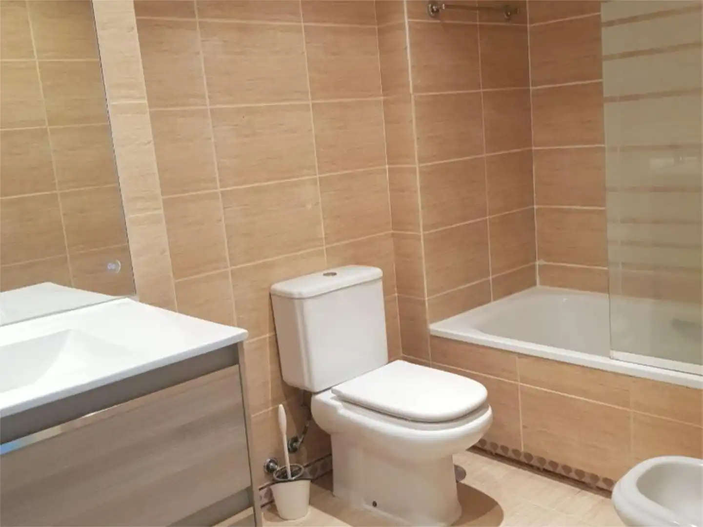 Flat for rent in Avenida Príncipe Salman, 1, La Dama de Noche - La Alzambra Flat for rent in Avenida Príncipe Salman, 1, La Dama de Noche - La Alzambra