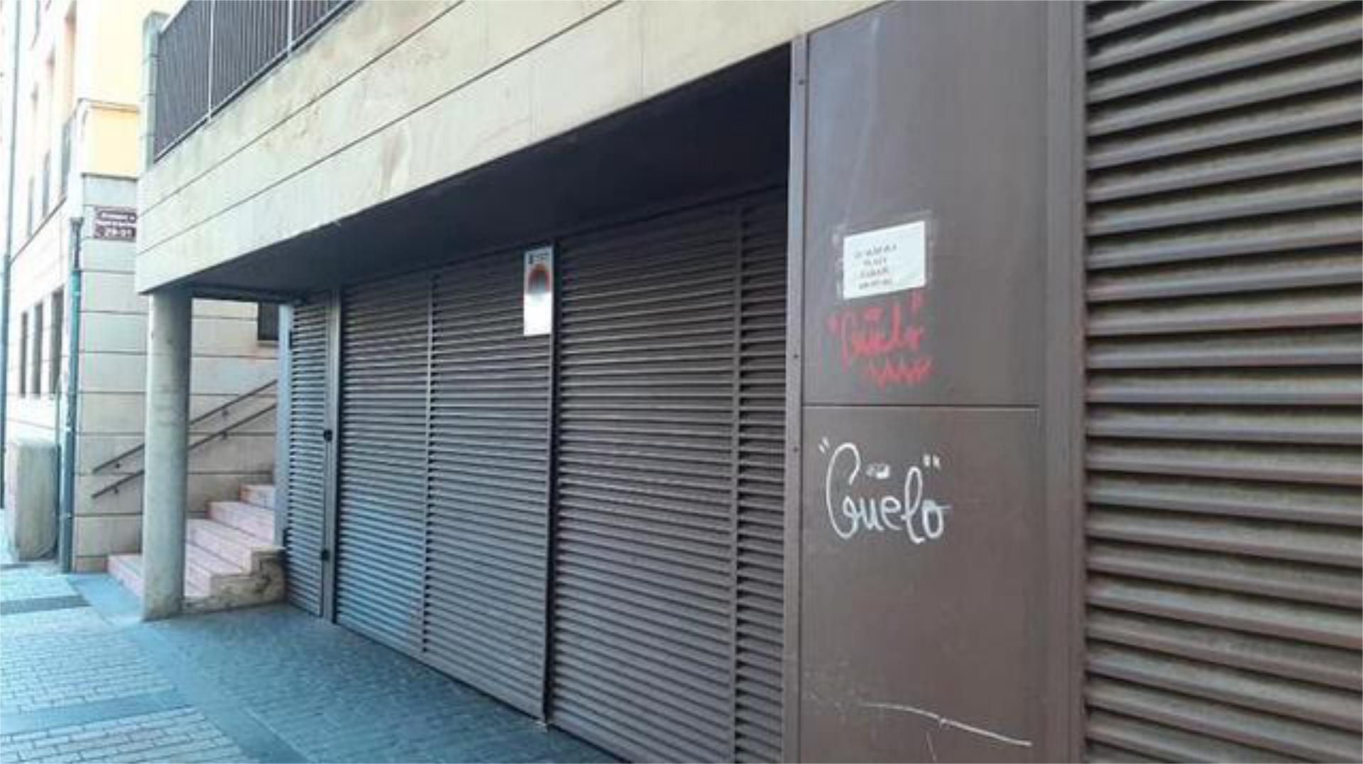 Garage to rent in Casco Antiguo