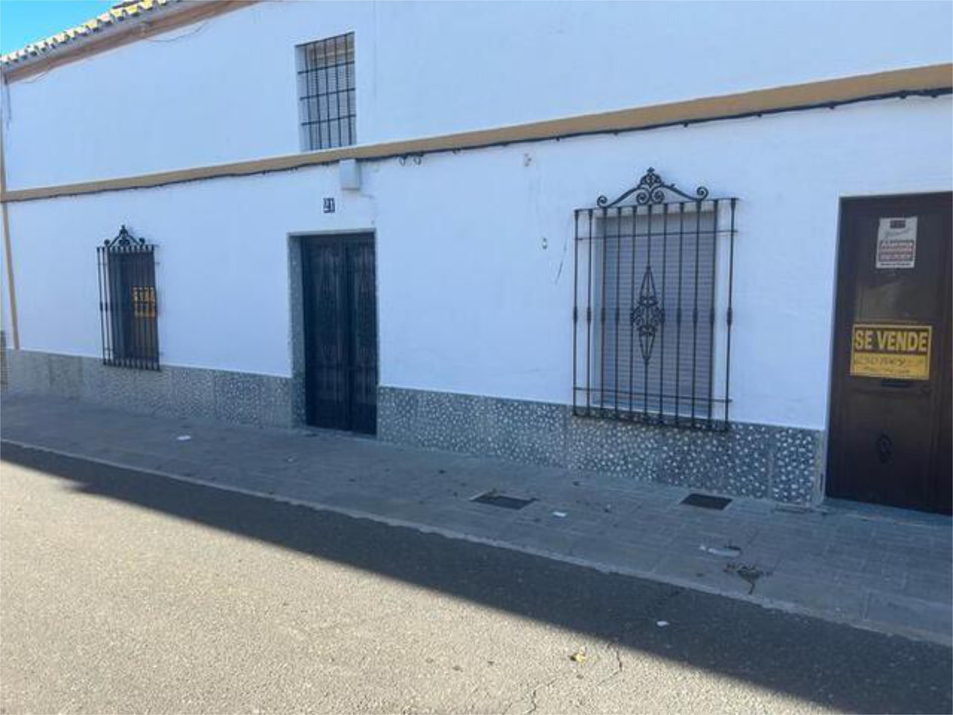 Vista exterior de Casa o xalet en venda en Fuente Palmera