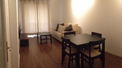 Piso de alquiler en Avenida del Doctor Manuel Domínguez, 12, El Tejar - Hacienda Bizcochero, Málaga - imagen 3 Foto 3 de Piso de alquiler en Avenida del Doctor Manuel Domínguez, 12, El Tejar - Hacienda Bizcochero, Málaga