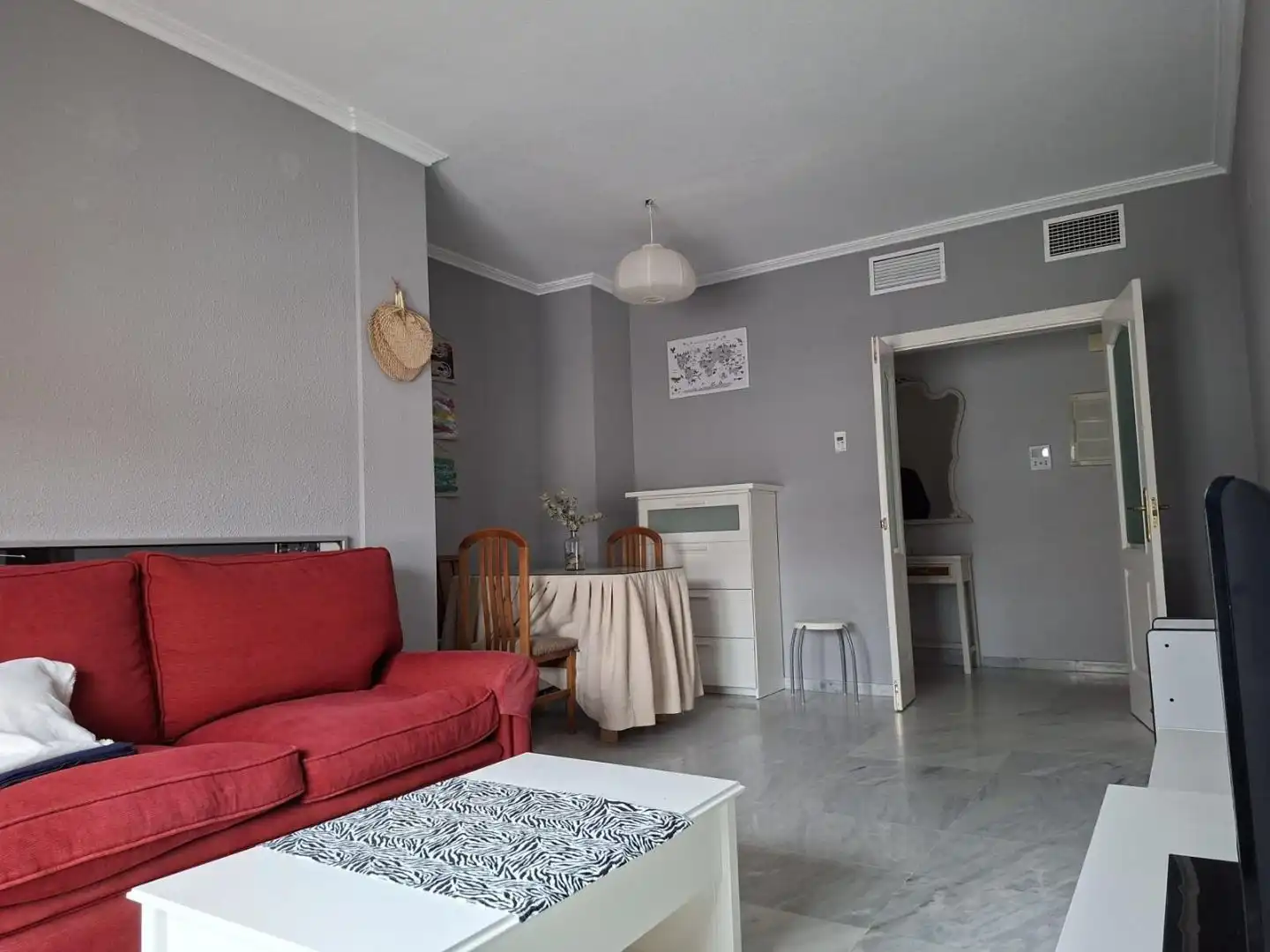 Sala de estar de Piso de alquiler en Sevilla con Aire acondicionado, Calefacción y Amueblado