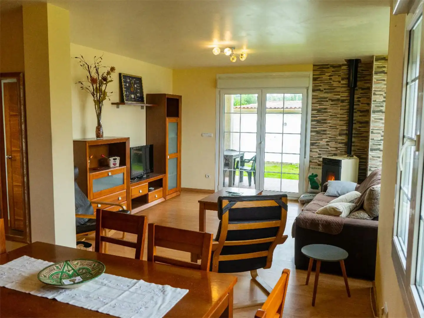 Flat for sale in Lugar Castido, 19, Valdoviño Living room of Flat for sale in Valdoviño with Heating, Private garden and Parquet flooring