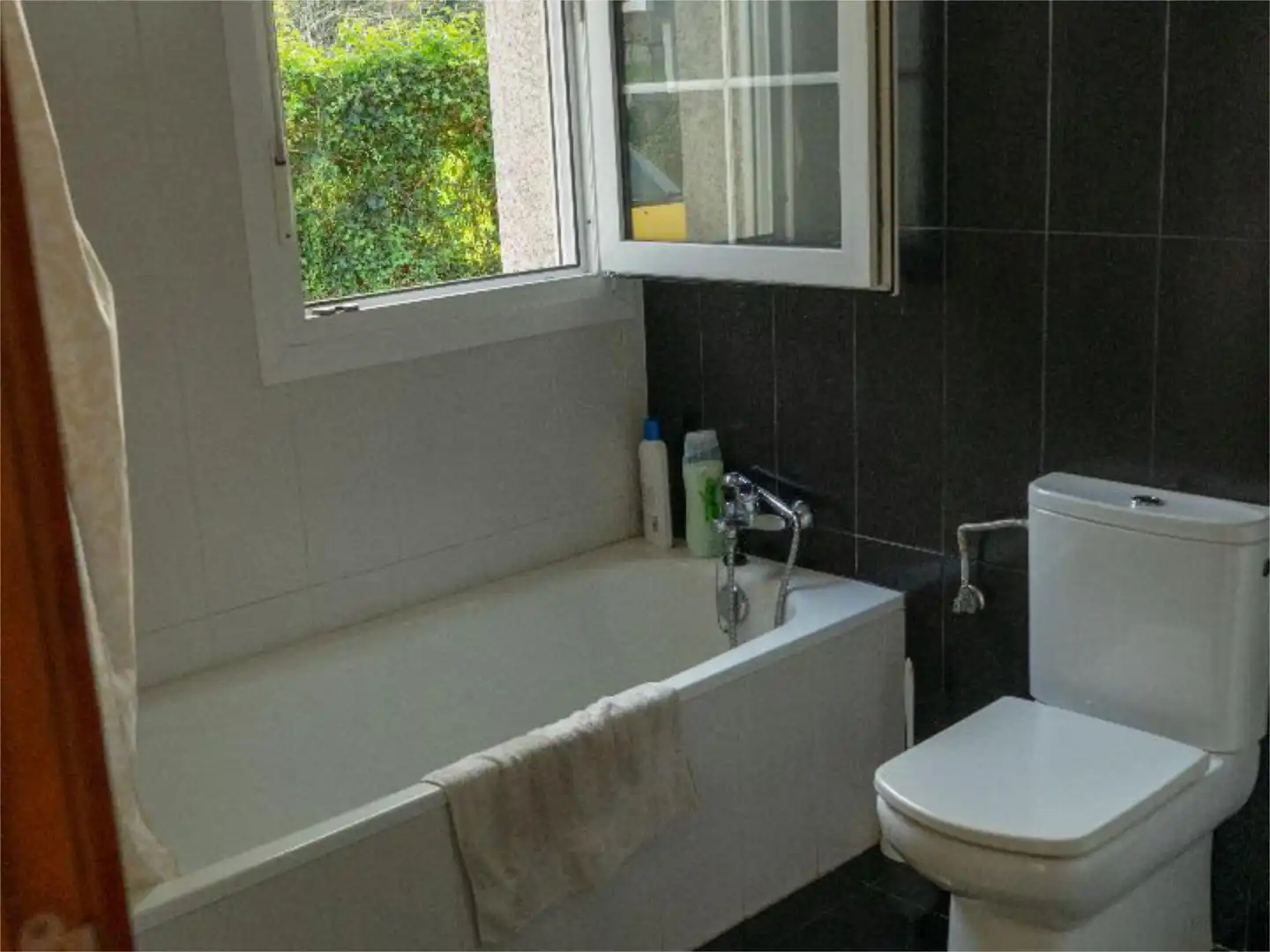 Flat for sale in Lugar Castido, 19, Valdoviño Bathroom of Flat for sale in Valdoviño with Heating, Private garden and Parquet flooring