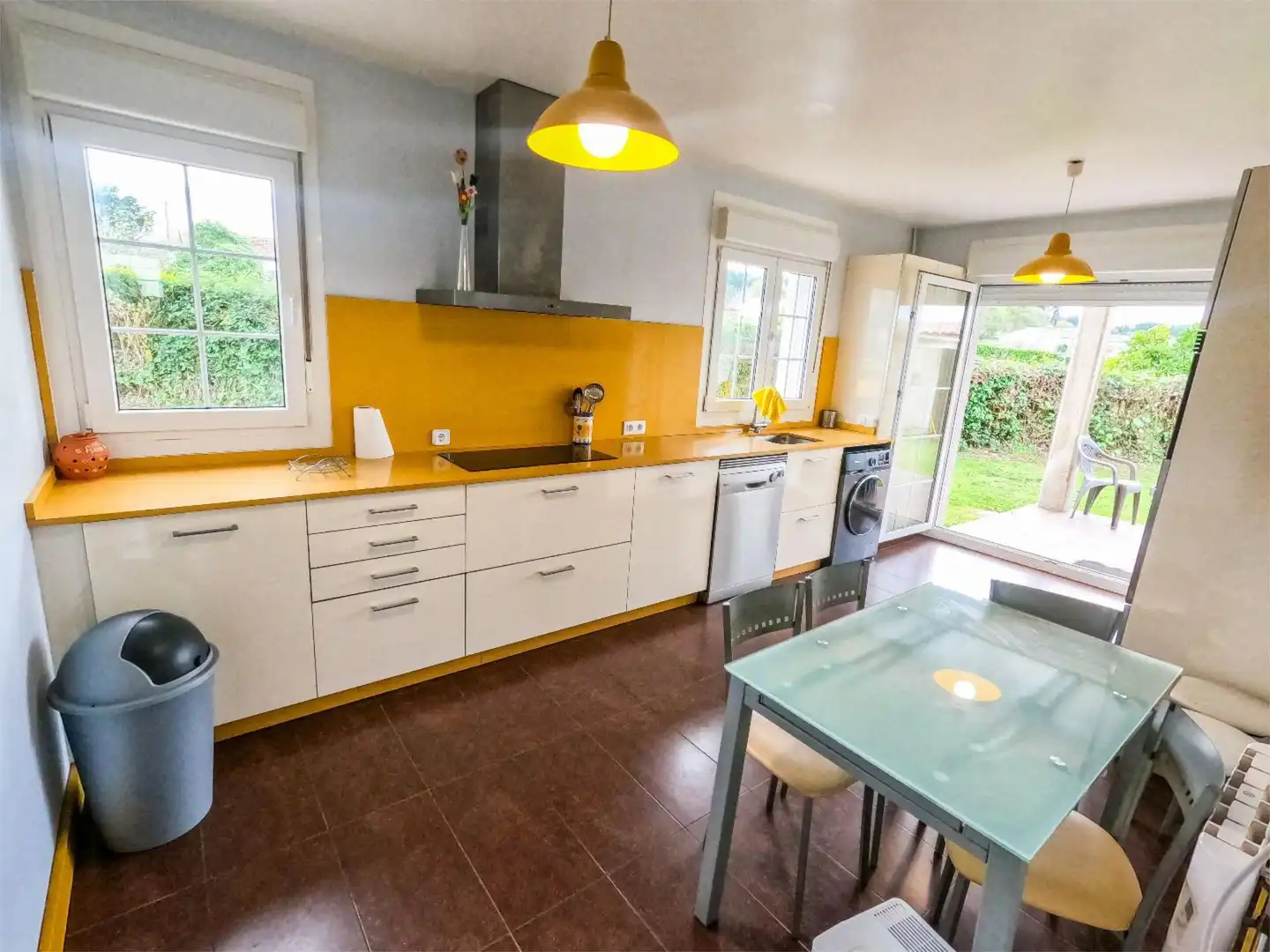 Flat for sale in Lugar Castido, 19, Valdoviño Kitchen of Flat for sale in Valdoviño with Heating, Private garden and Parquet flooring