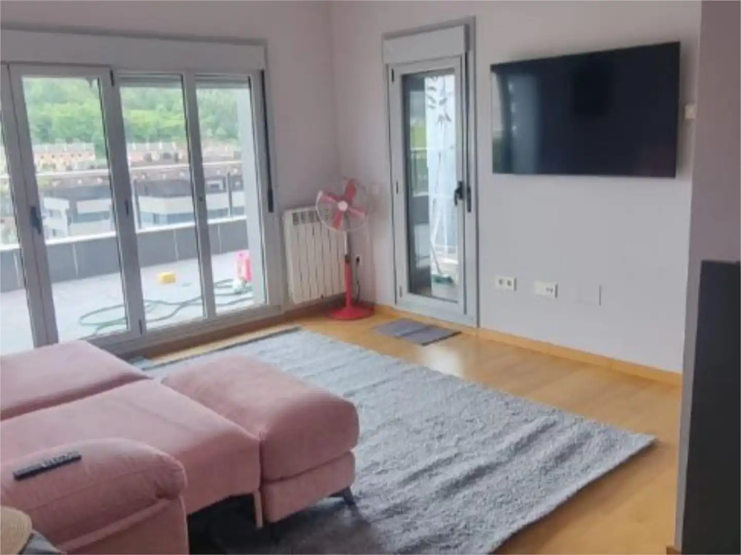 Living room of Flat for sale in Corvera de Asturias  with Heating, Parquet flooring and Terrace