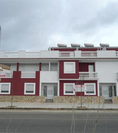 Garage to rent in Carretera de Sevilla - Los Montitos, Badajoz - image 2 Photo 2 of Garage to rent in Carretera de Sevilla - Los Montitos, Badajoz