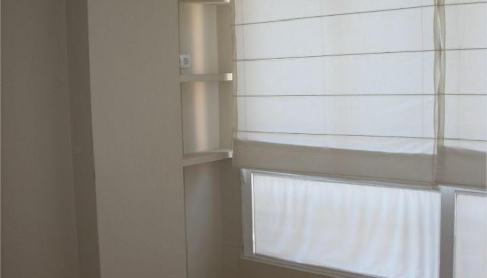 Foto 1 de Pis de lloguer a Calle Pedro Pérez Fernández, 27, Los Remedios, Sevilla