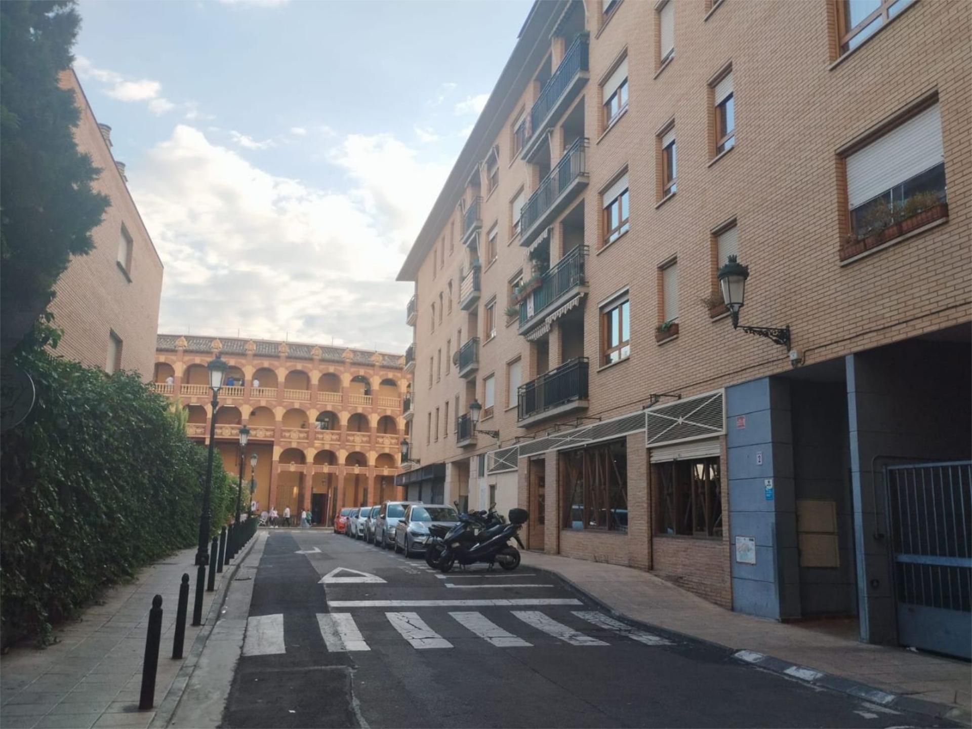 Vista exterior de Pis en venda en  Zaragoza Capital amb Aire condicionat, Terrassa i Balcó