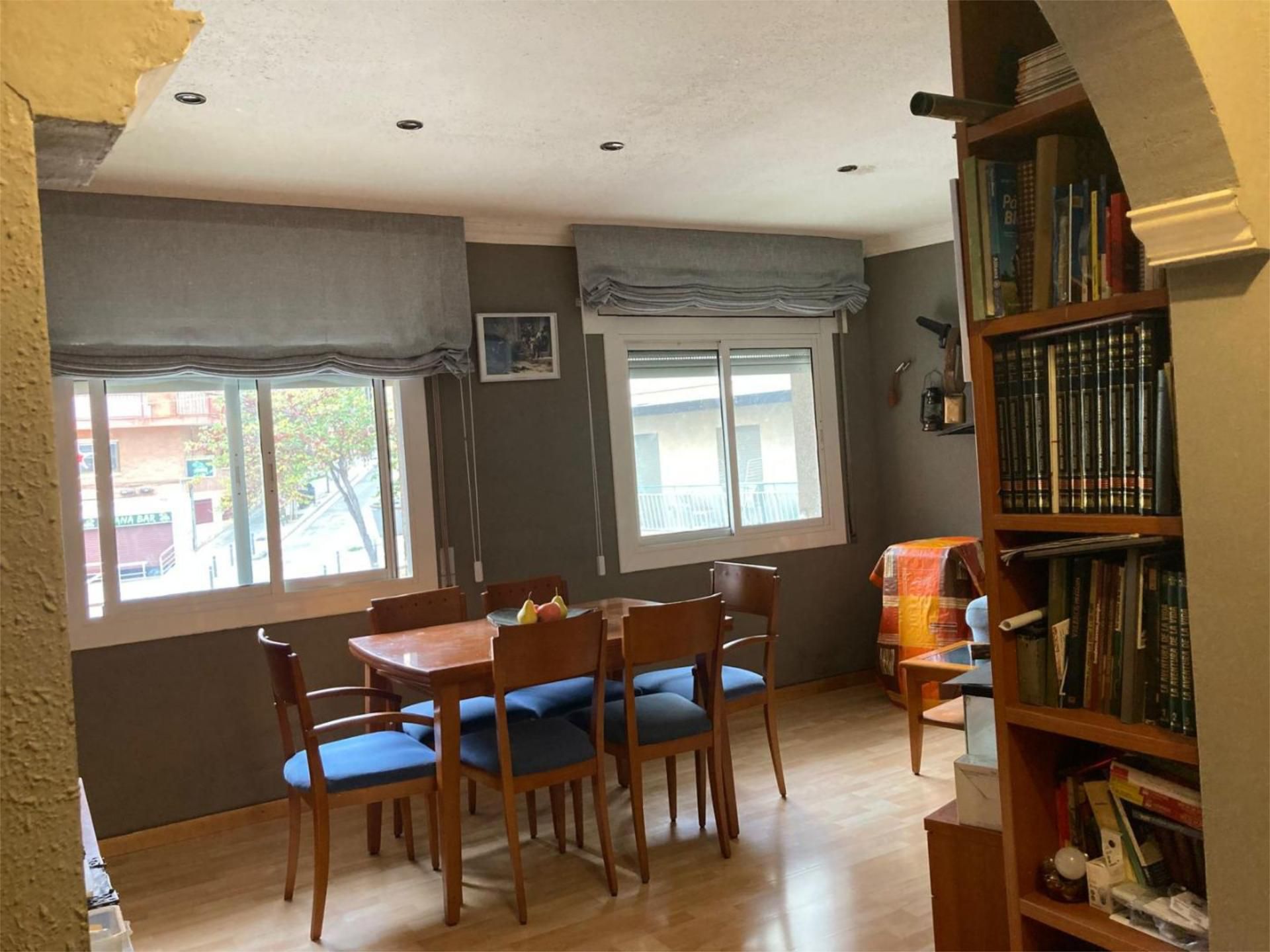 Menjador de Pis en venda en  Barcelona Capital amb Balcó