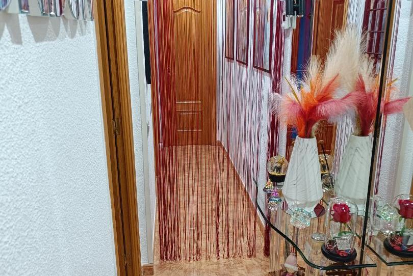 Photo 1 of Flat for sale in Calle de Sierra de Santos, 10, Casco Histórico de Vallecas, Madrid