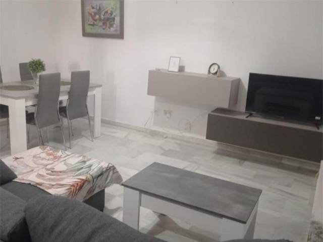 Piso en Alquiler en Calle de la Norieta, 30 en Pilas