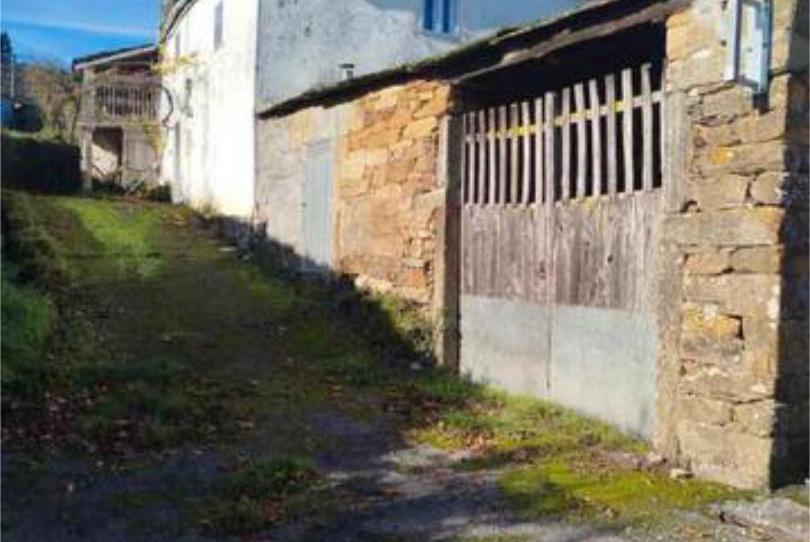 Foto 1 de Casa o xalet en venda a Portomarín, Lugo