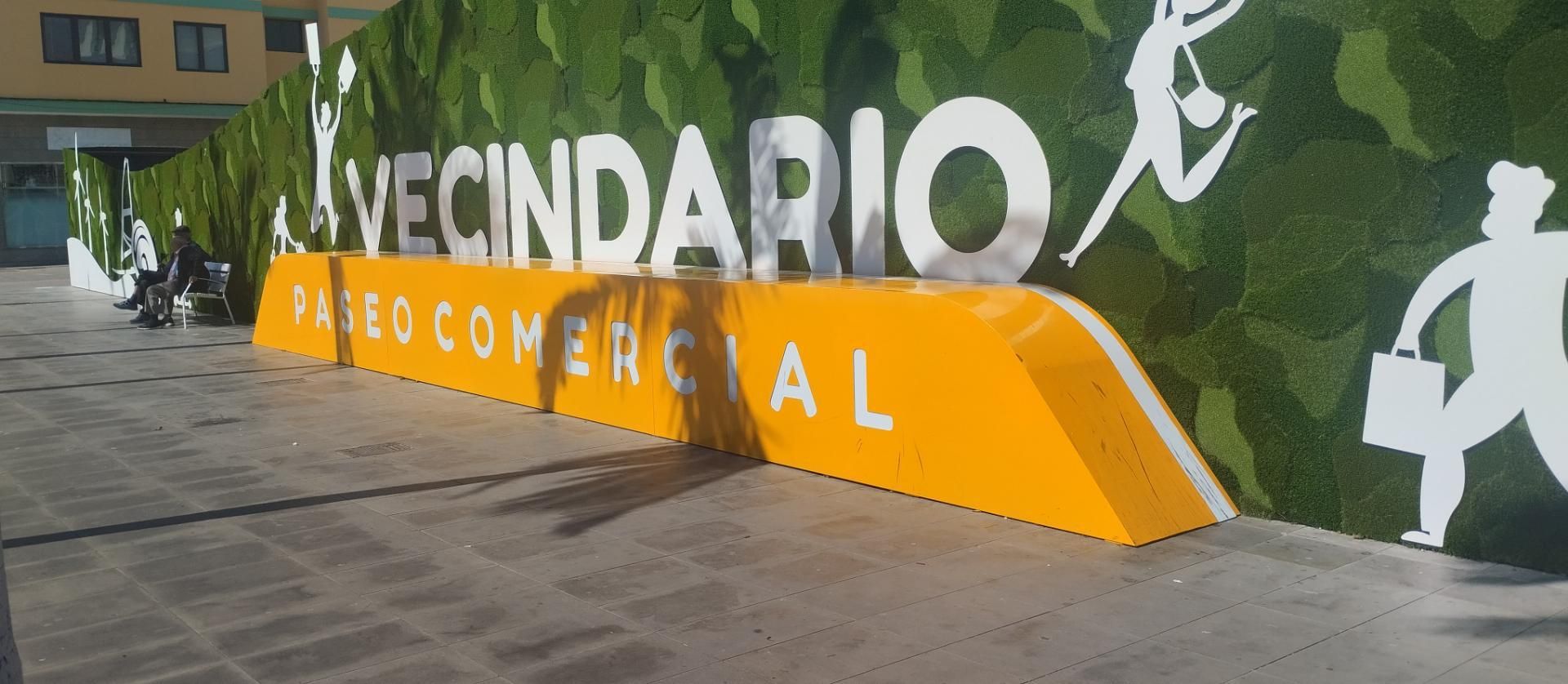 Vista exterior de Piso para compartir en Santa Lucía de Tirajana con Amueblado, Horno y Lavadora