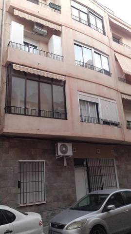 Piso en Venta en Calle de Martínez de Velasco, 10 en Carolinas Bajas