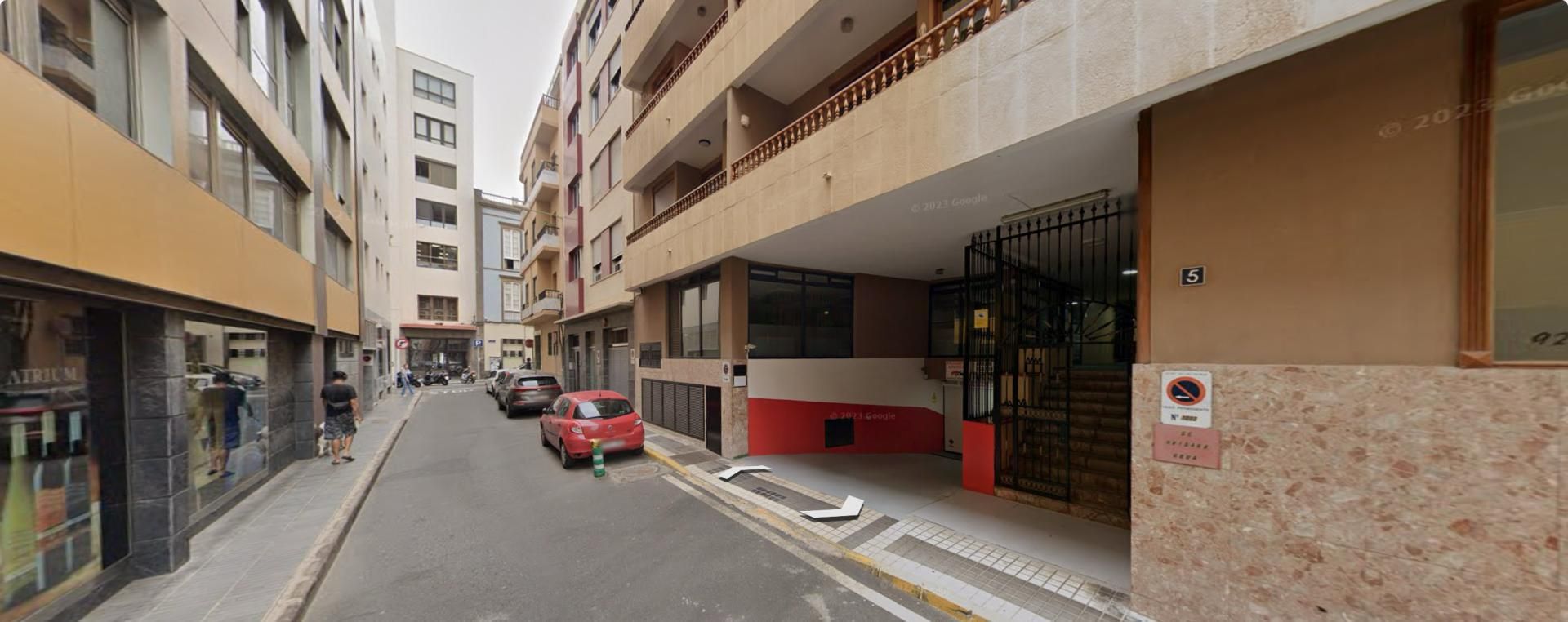 Garatge de lloguer a Calle Pedro de Vera, 5, Arenales - Lugo - Avda. Marítima Vista exterior de Garatge de lloguer en Las Palmas de Gran Canaria