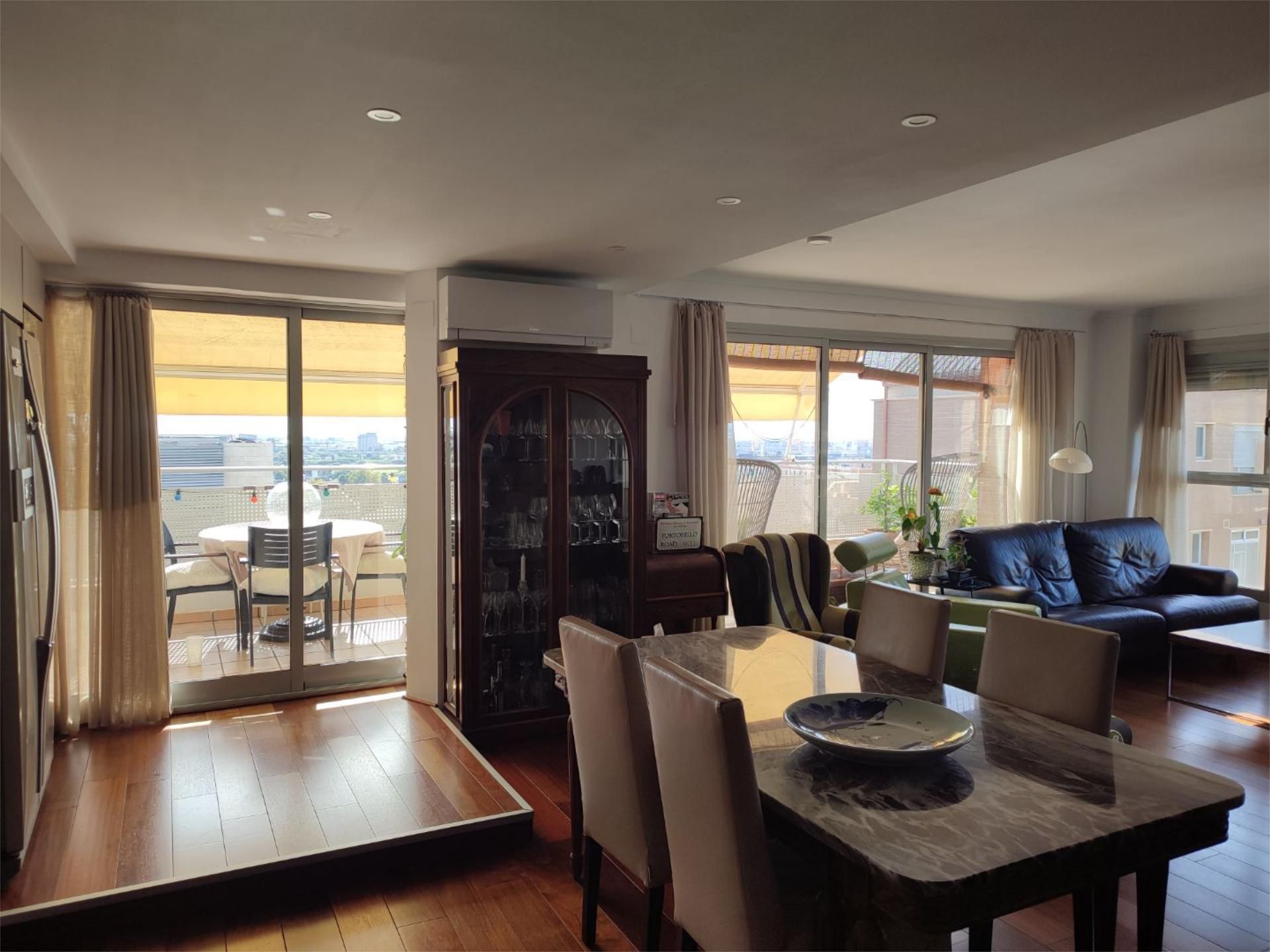 Dining room of Flat for sale in  Valencia Capital  with Air Conditioner, Heating and Private garden