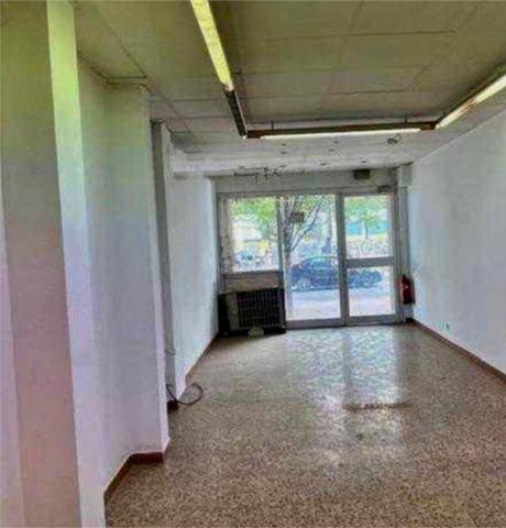 Local comercial en Alquiler en Creu Alta