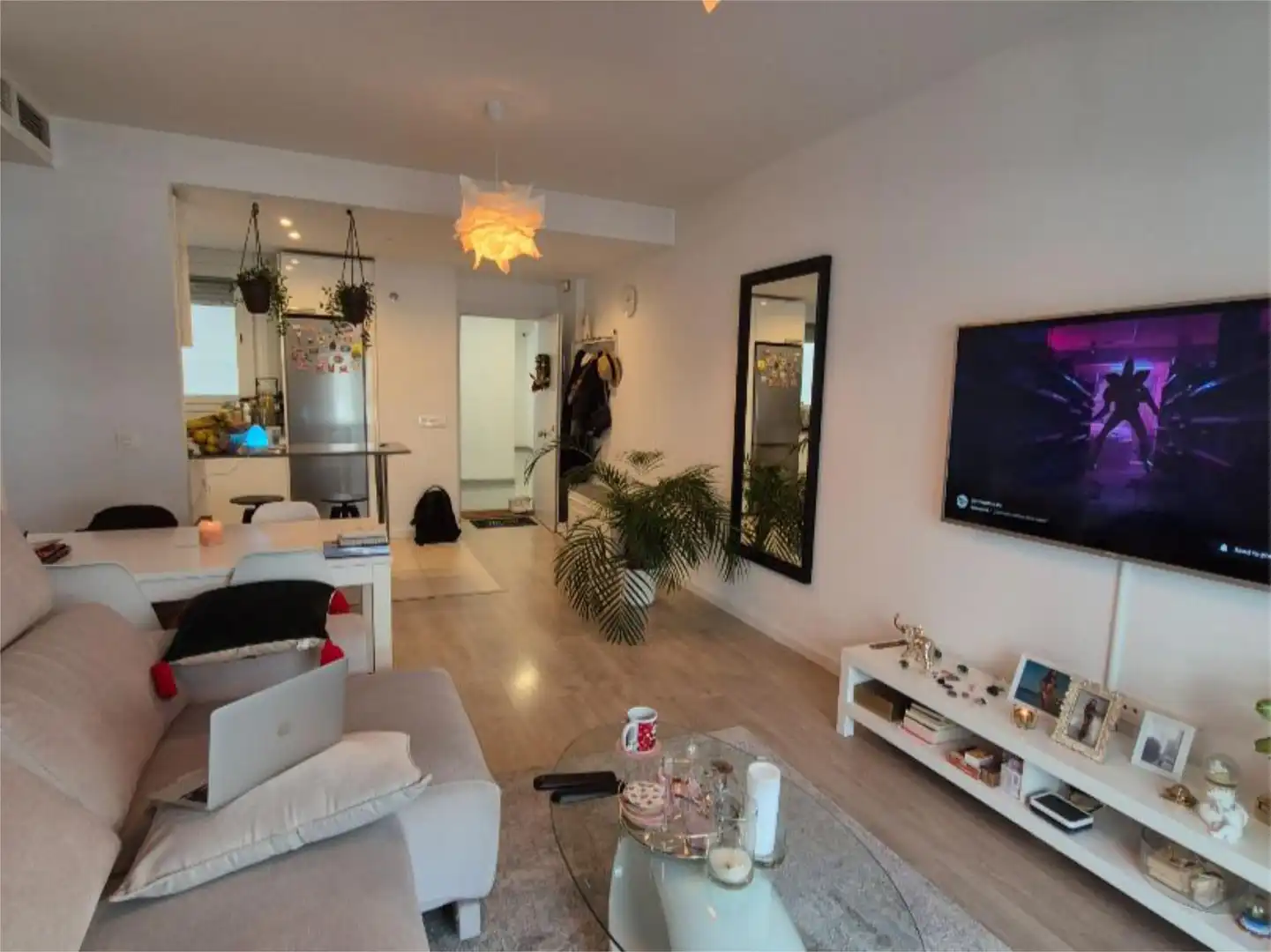 Piso en venta en Calle Aries, 6, Los Naranjos Sala de estar de Piso en venta en Marbella con Aire acondicionado, Calefacción y Parquet