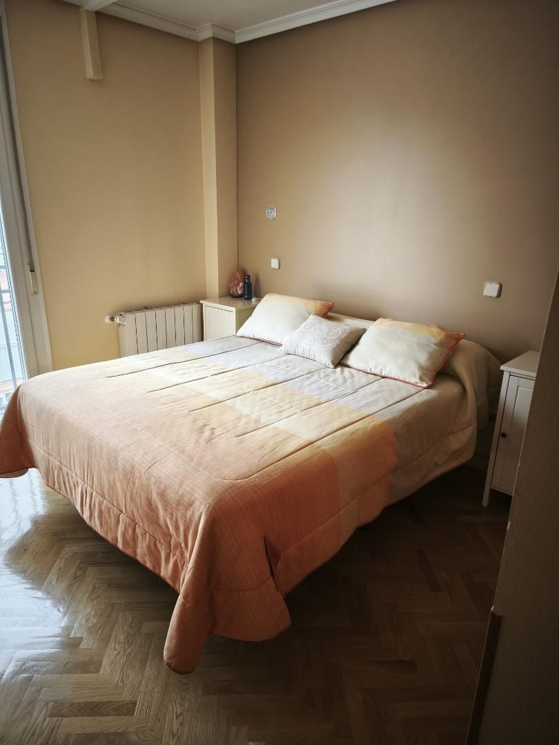 Flat for sale in Calle Pablo de Olavide, 4, Montserrat - Parque Empresarial Bedroom of Flat for sale in San Fernando de Henares with Air Conditioner