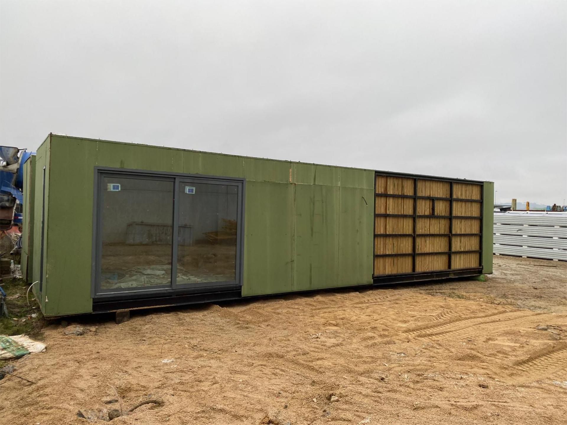 Exterior view of Planta baja for sale in León Capital   with Air Conditioner and Terrace