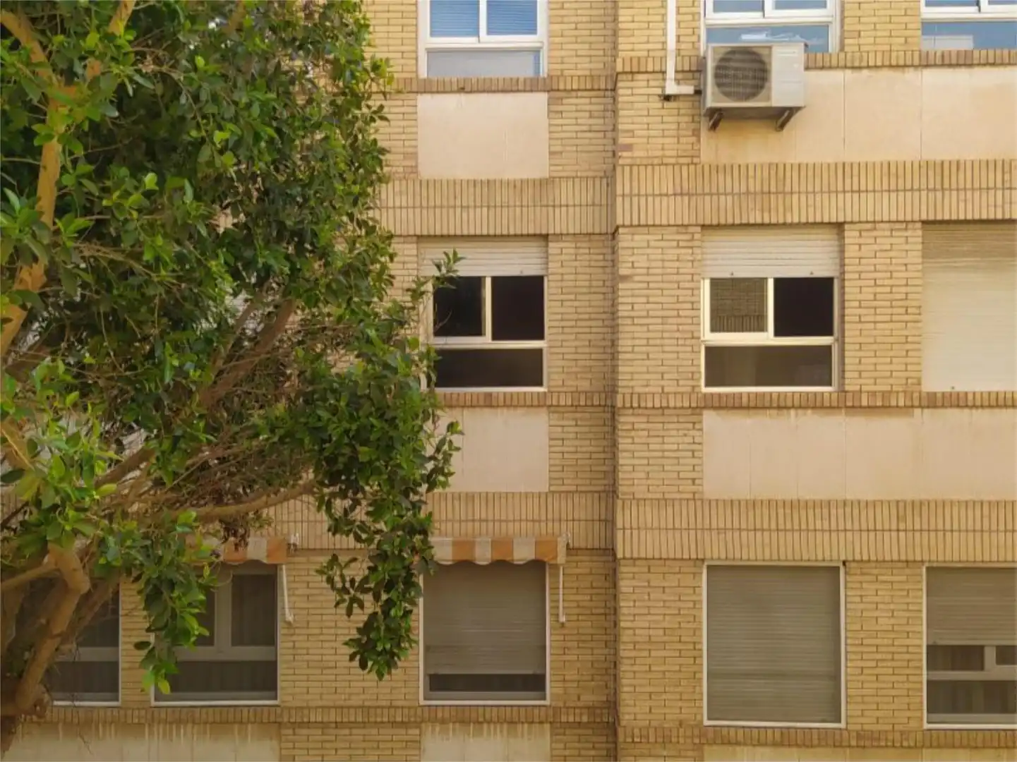 Exterior view of Flat for sale in  Almería Capital  with Air Conditioner and Balcony