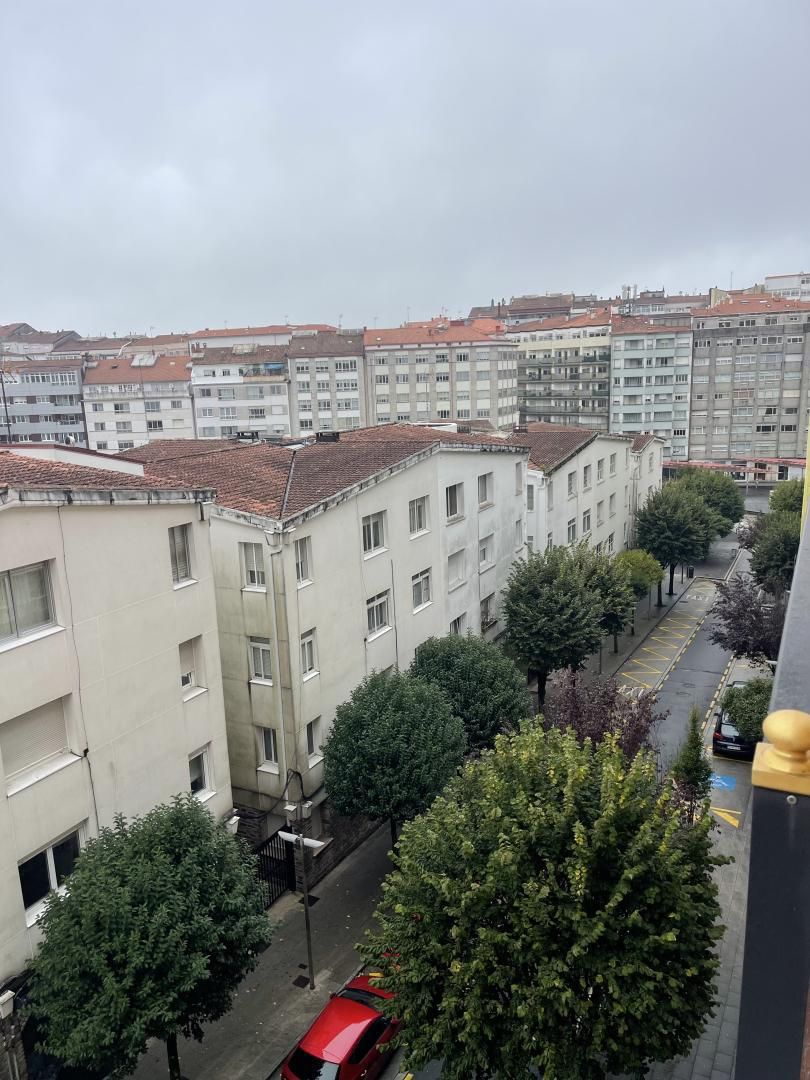 Exterior view of Flat to rent in Santiago de Compostela   with Heating, Storage room and Furnished