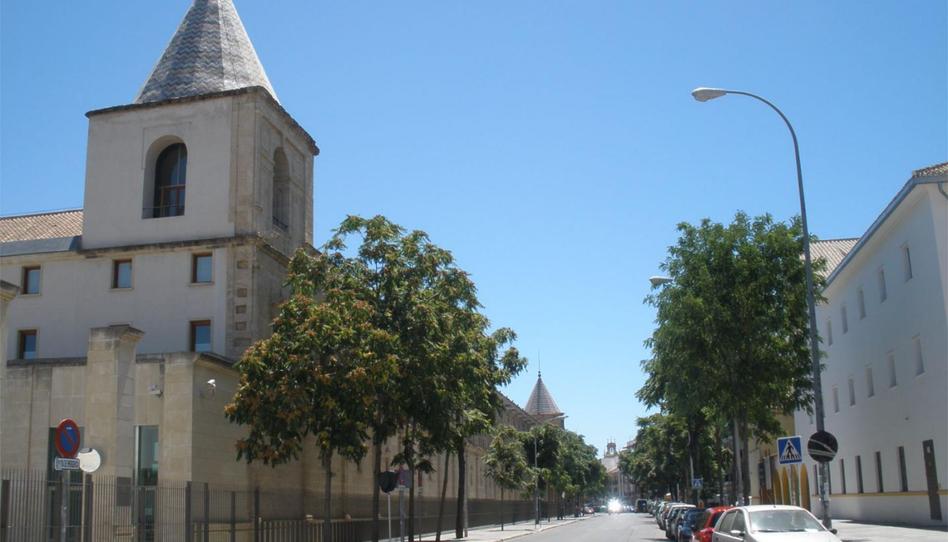 Photo 1 of Flat to rent in Calle Parlamento de Andalucía, 1, Doctor Barraquer - G. Renfe - Policlínico, Sevilla