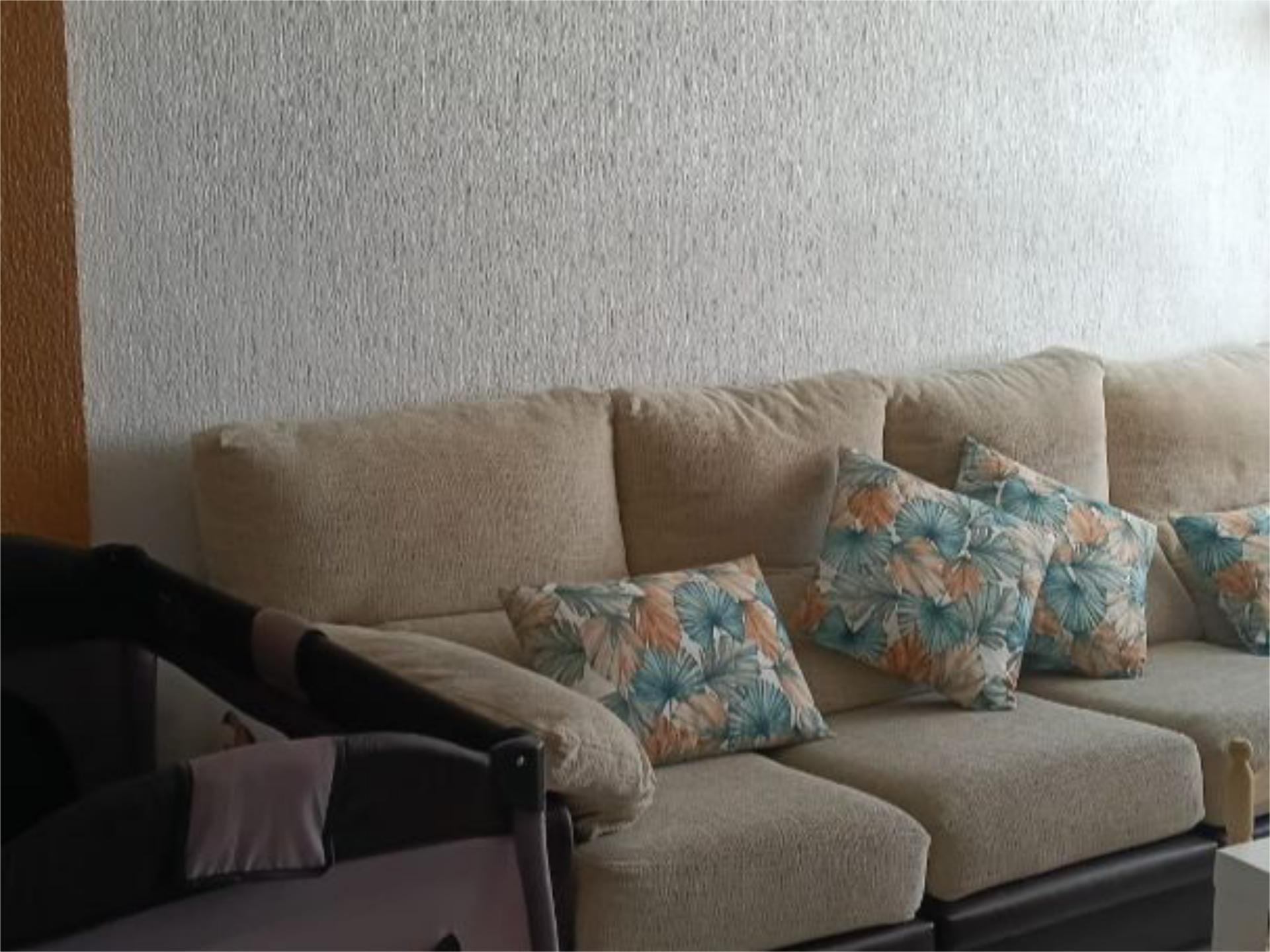 Flat for sale in Avenida de Cristóbal Colón, 115, Las Colonias Living room of Flat for sale in Huelva Capital with Air Conditioner and Furnished