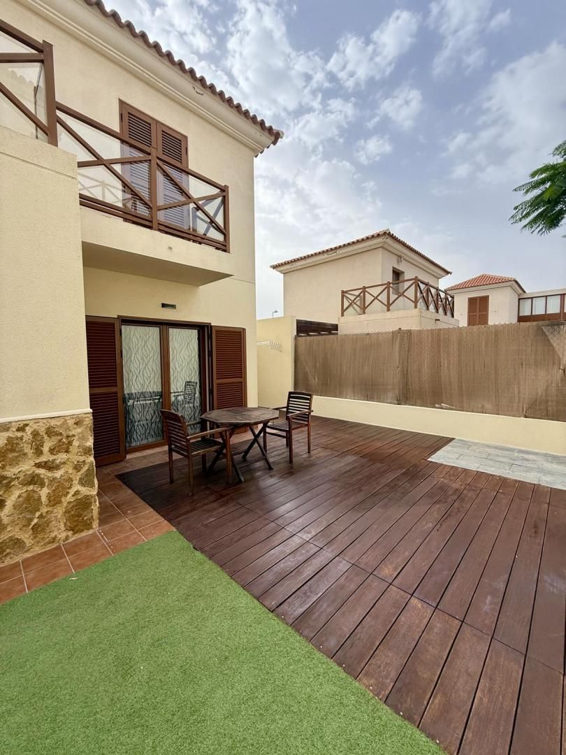 Single-family semi-detached for sale in Calle Sabina, 85, La Oliva Terrace of Single-family semi-detached for sale in La Oliva with Terrace, Swimming Pool and Balcony